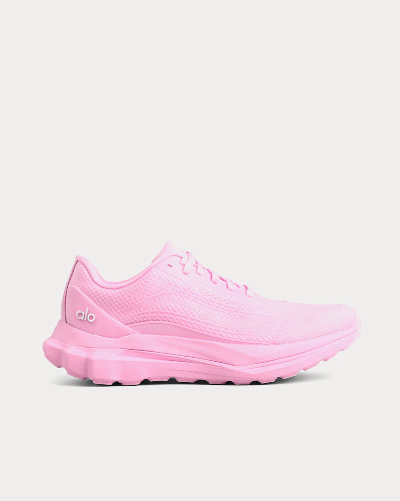 Alo Yoga Runner Sneaker